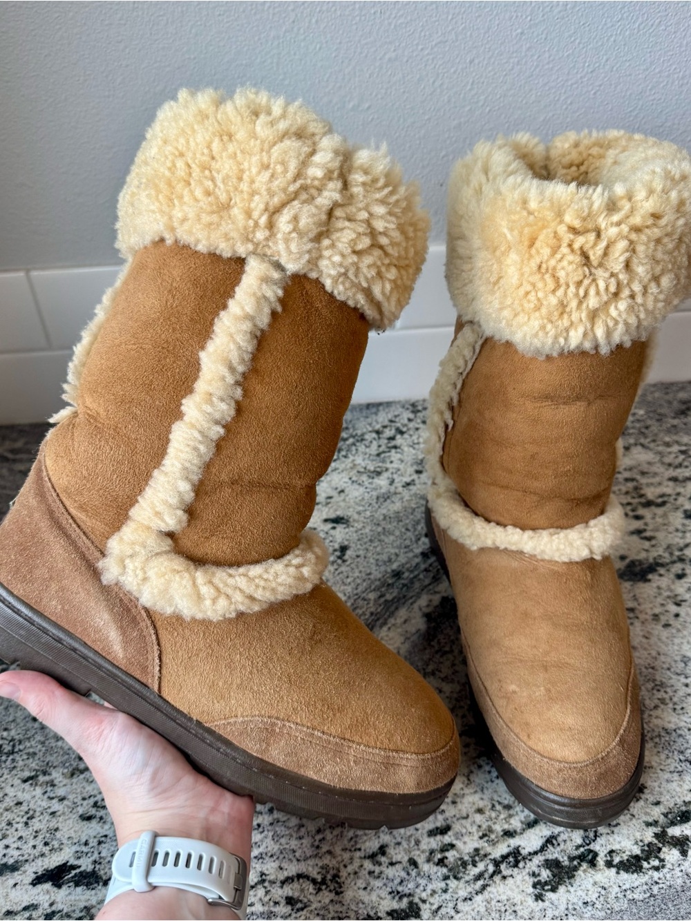 Vintage UGG Australia Sundance II. Size 9. VGUC.